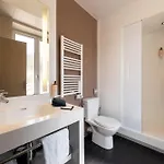 Mercure Paris Ouest Germain מלון 4*