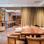 Mercure Paris Ouest Germain סן-ז'רמן-אן-לה