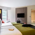 Mercure Paris Ouest Germain Hotel