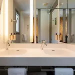 Mercure Paris Ouest Germain סן-ז'רמן-אן-לה
