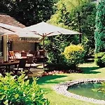 Mercure Paris Ouest Germain Hotel 4*