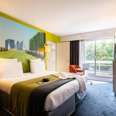 Mercure Paris Ouest Germain 4*
