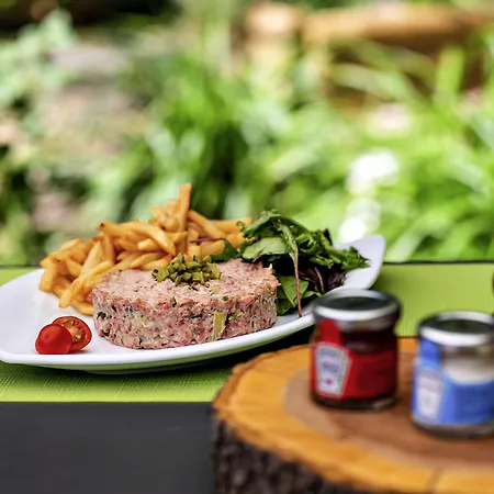 Mercure Paris Ouest Germain Szálloda 4*