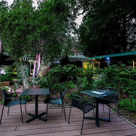 Mercure Paris Ouest Germain