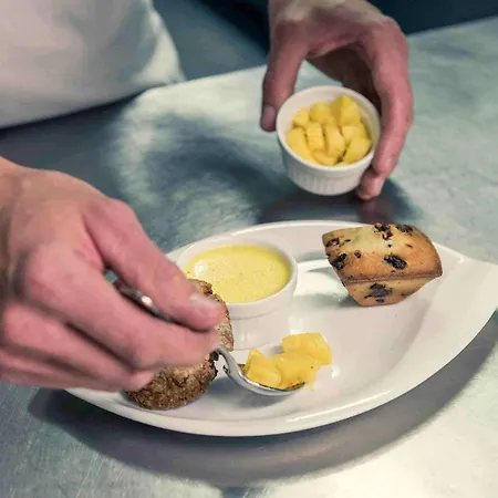 Mercure Paris Ouest Germain Szálloda