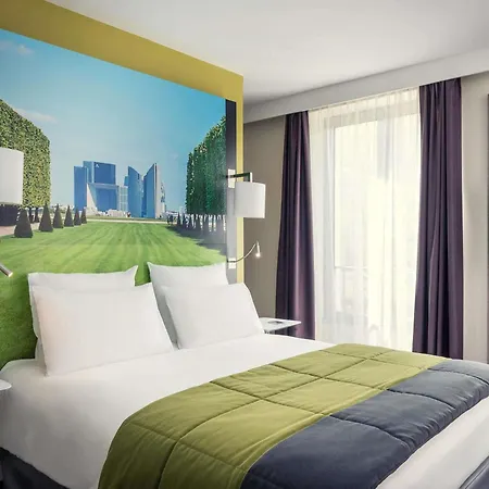 Szálloda Mercure Paris Ouest Germain 4*