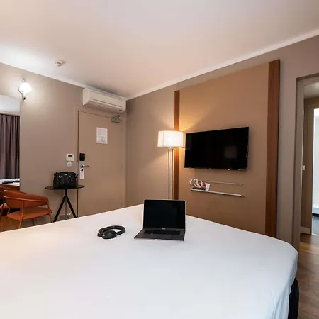 Hotel Mercure Paris Ouest Germain 4*