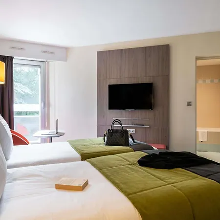 ホテル Mercure Paris Ouest Germain サン＝ジェルマン＝アン＝レー