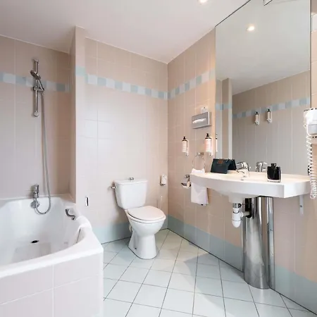Hotel Mercure Paris Ouest Germain 4*