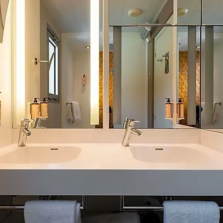 Mercure Paris Ouest Germain Szálloda 4*