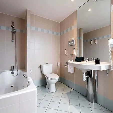 Mercure Paris Ouest Germain