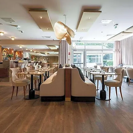 Szálloda Mercure Paris Ouest Germain 4*