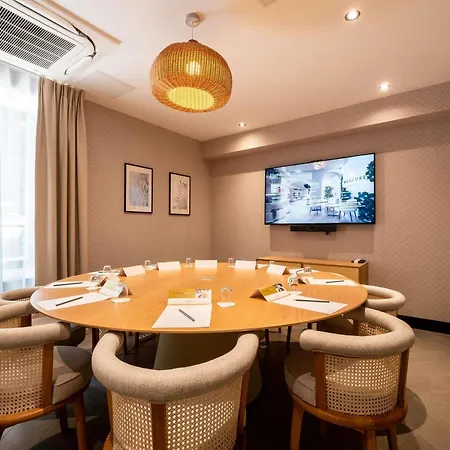 Mercure Paris Ouest Germain
