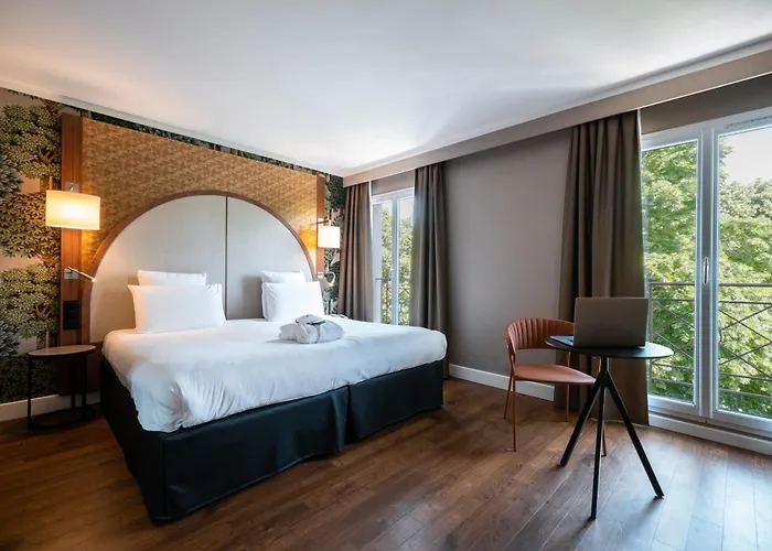 ホテル Mercure Paris Ouest Germain