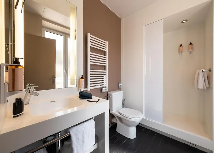 Mercure Paris Ouest Germain ホテル 4*