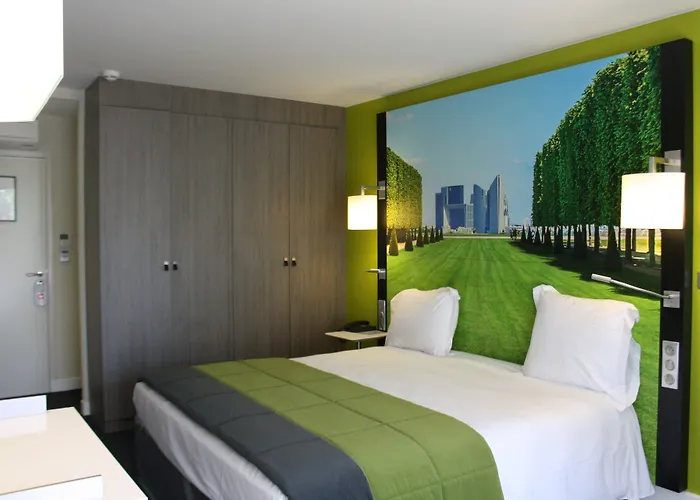 酒店 Mercure Paris Ouest Germain 4*
