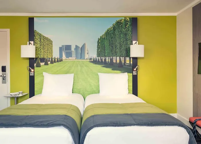 ホテル Mercure Paris Ouest Germain 4*