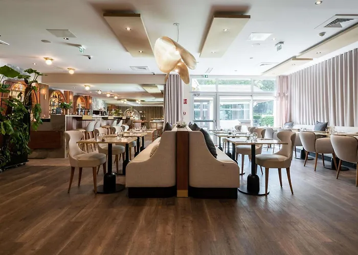 Mercure Paris Ouest Germain サン＝ジェルマン＝アン＝レー