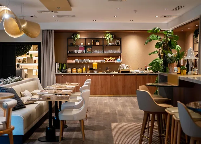 Mercure Paris Ouest Germain ホテル 4*