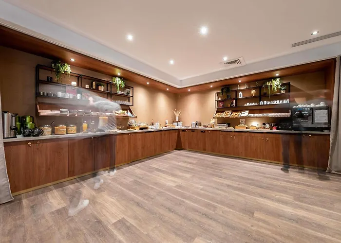 Mercure Paris Ouest Germain ホテル サン＝ジェルマン＝アン＝レー