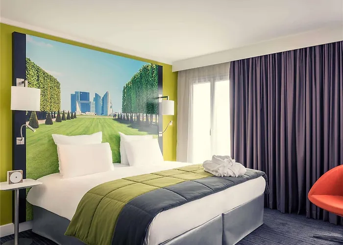 Mercure Paris Ouest Germain 4*