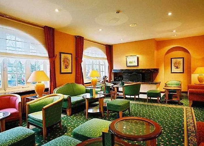Mercure Paris Ouest Germain ホテル