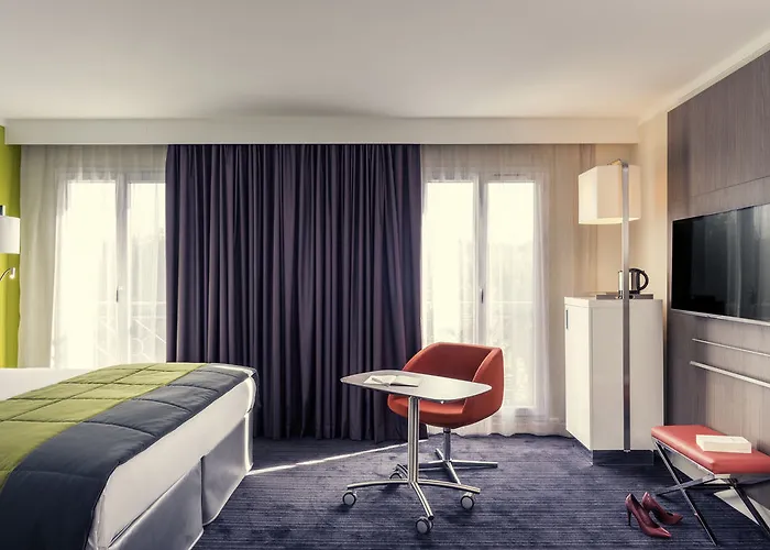 ホテル Mercure Paris Ouest Germain サン＝ジェルマン＝アン＝レー